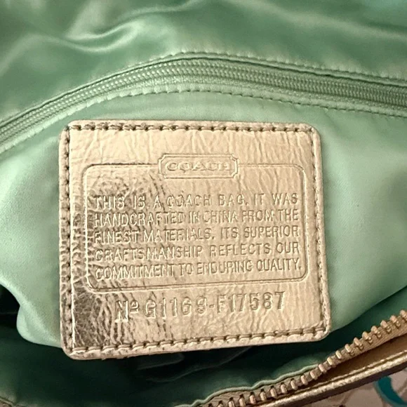 Coach poppy bundle Tote with Colorful Accents - Picture 6 of 6